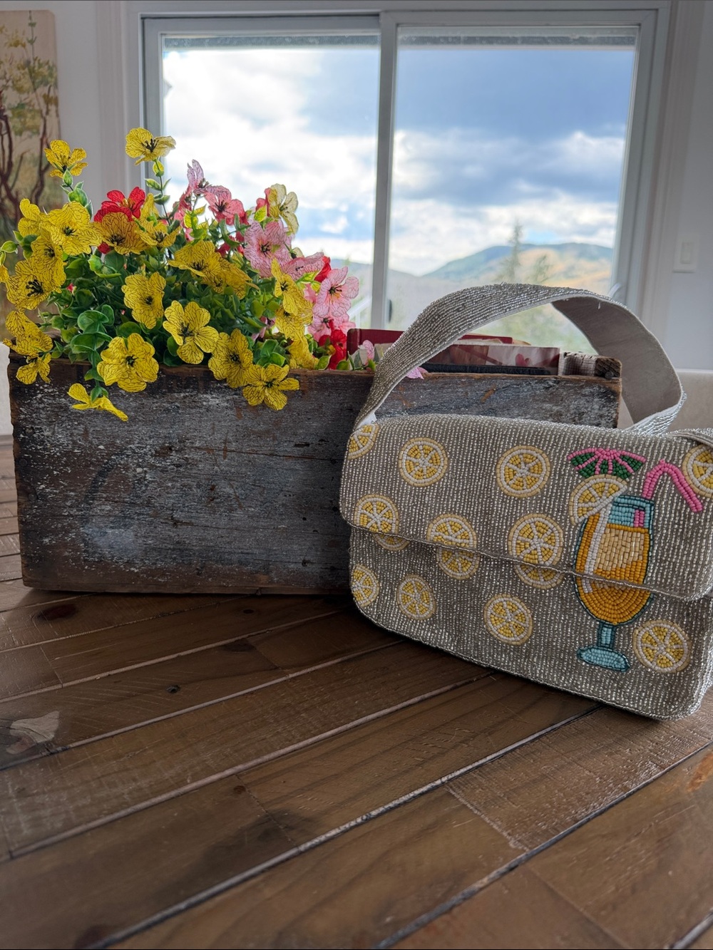 Viral Sol and Mer Beaded Lemonade Shoulder Bag